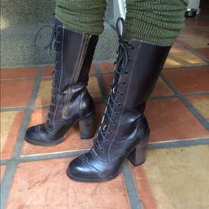 Lace-up boots